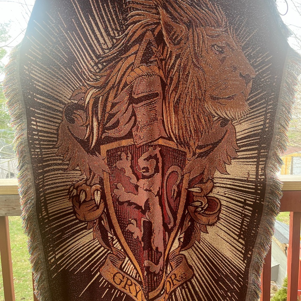 Gryffindor Lion Tapestry Blanket